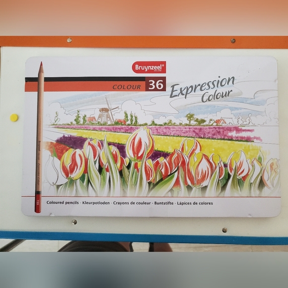 Bruynzeel Coloured Pencils - Picture 1 of 2